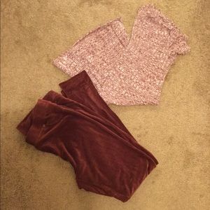 Nice leggings with shirt outfit.